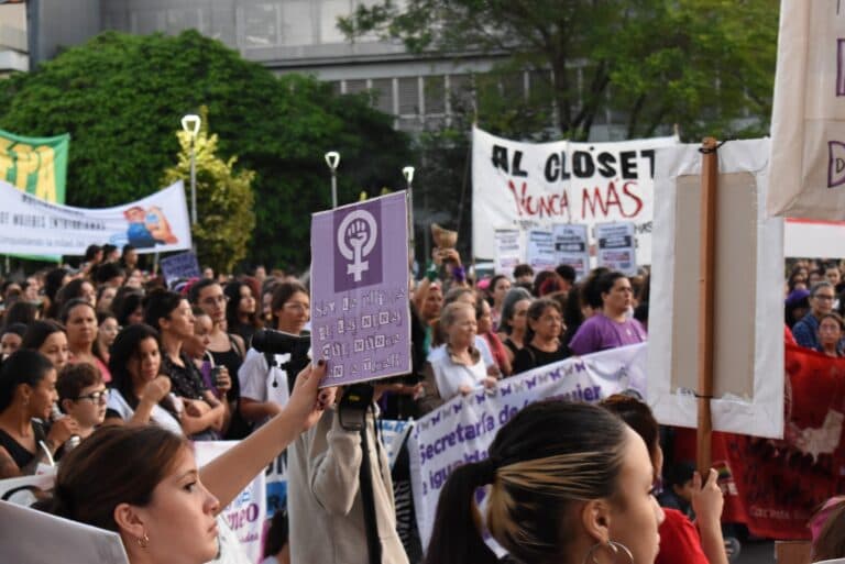 AGMER se sumó en toda la provincia a las marchas del día de la Mujer Trabajadora