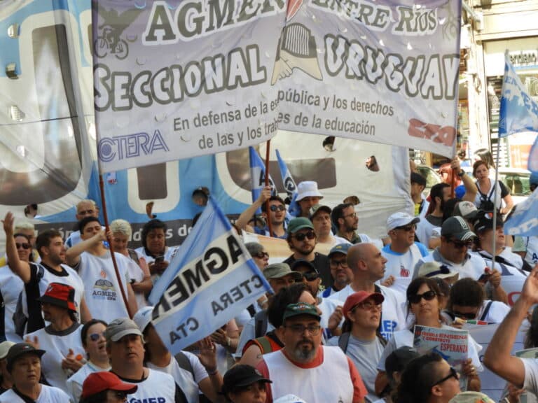 AGMER, presente en la multitudinaria marcha federal de CTERA