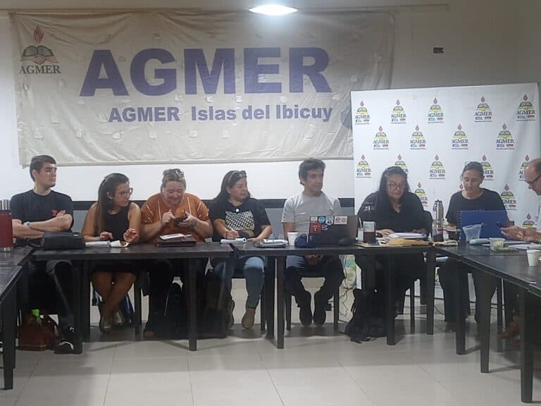 El Plenario de Secretarios/as Generales de AGMER exigió paritarias y una propuesta que dignifique el salario docente