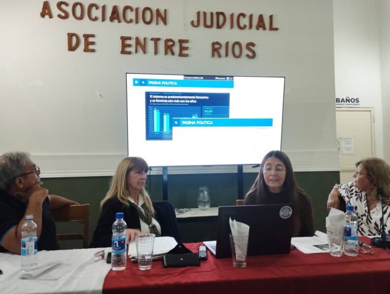 Charla abierta sobre “El derecho a la jubilación digna”