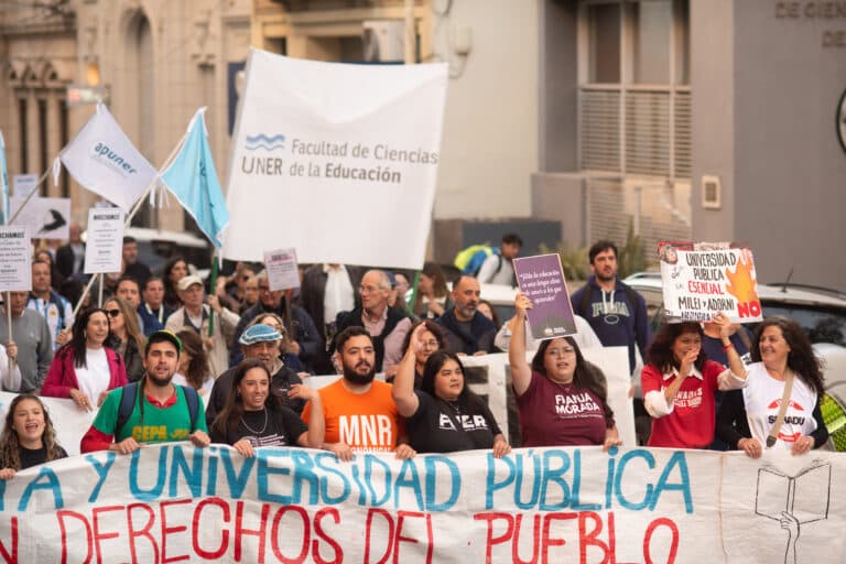 En cada punto del país el grito fue uno solo: UNIVERSIDAD y EDUCACIÓN PÚBLICA ¡SIEMPRE!