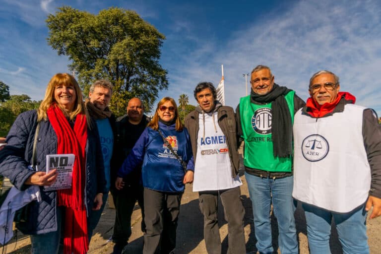 Jornada de PARO, volanteada, carpa y lucha