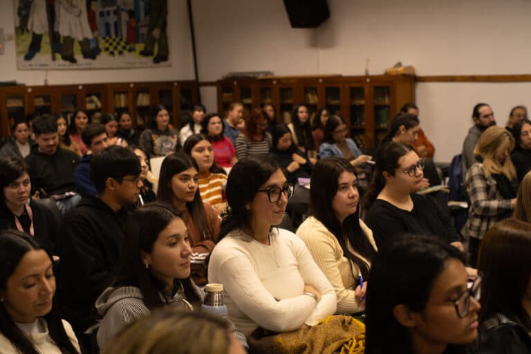Abordamos los “Primeros pasos en la docencia” en Paraná