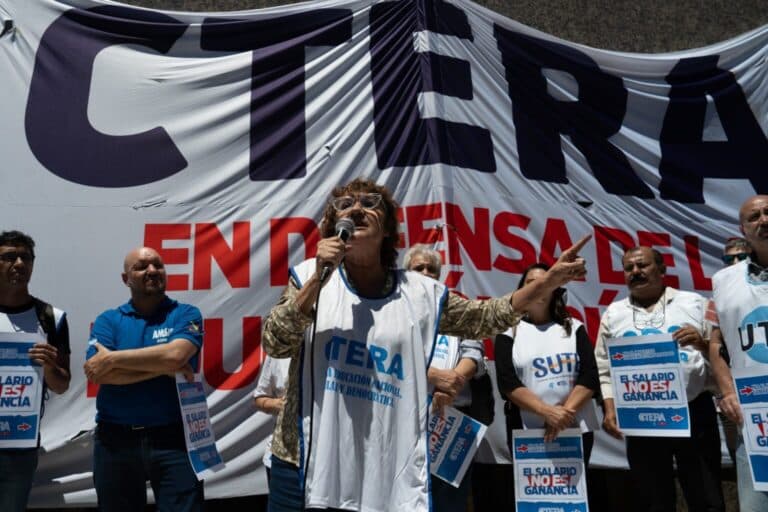 Elecciones de CTERA: se impuso la Lista Celeste Violeta