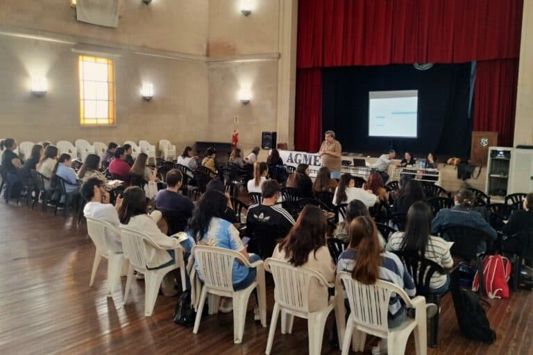 AGMER desarrolló en Victoria la charla “Primeros pasos en la docencia”