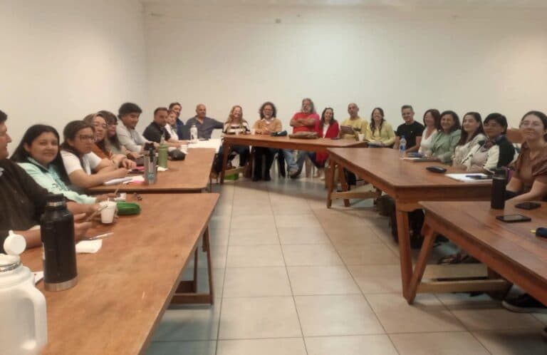 El Plenario de Secretarios/as Generales exigió discutir seriamente una significativa recomposición salarial